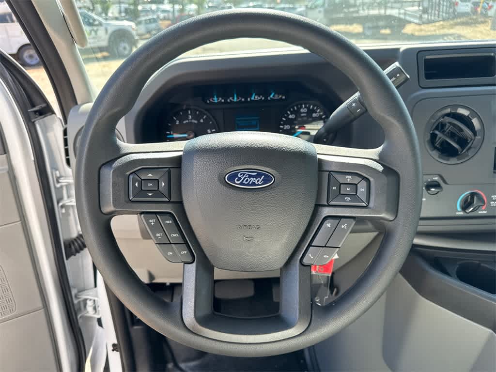 Thumbnail: 2025 Ford Econoline - 14