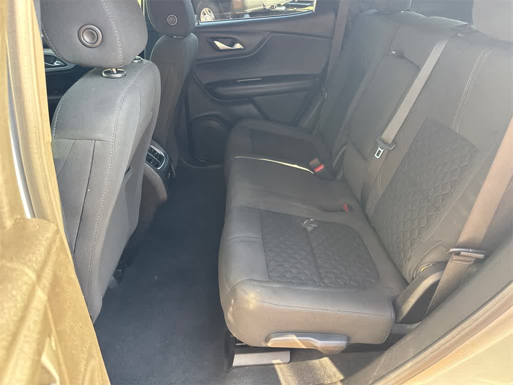 Thumbnail: 2022 Chevrolet Blazer - 18