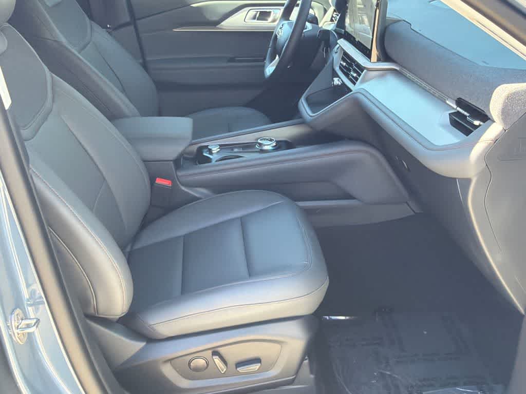 Thumbnail: 2026 Ford Explorer - 12