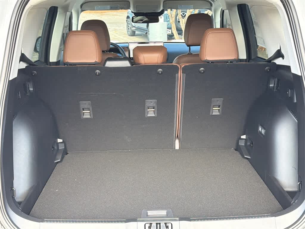 Thumbnail: 2025 Ford Bronco Sport - 16