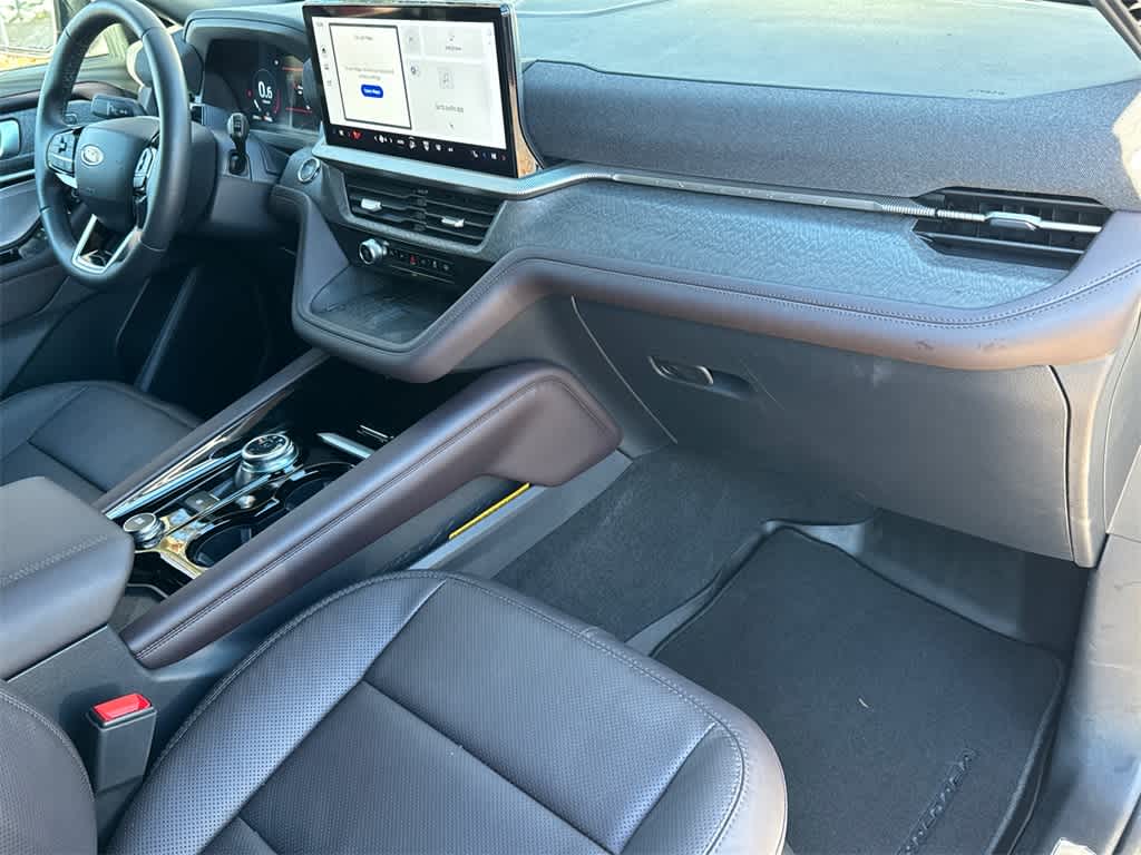 Thumbnail: 2025 Ford Explorer - 13