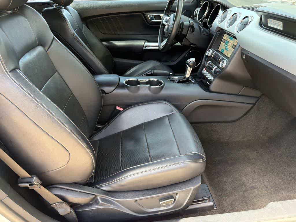 Thumbnail: 2017 Ford Mustang - 12