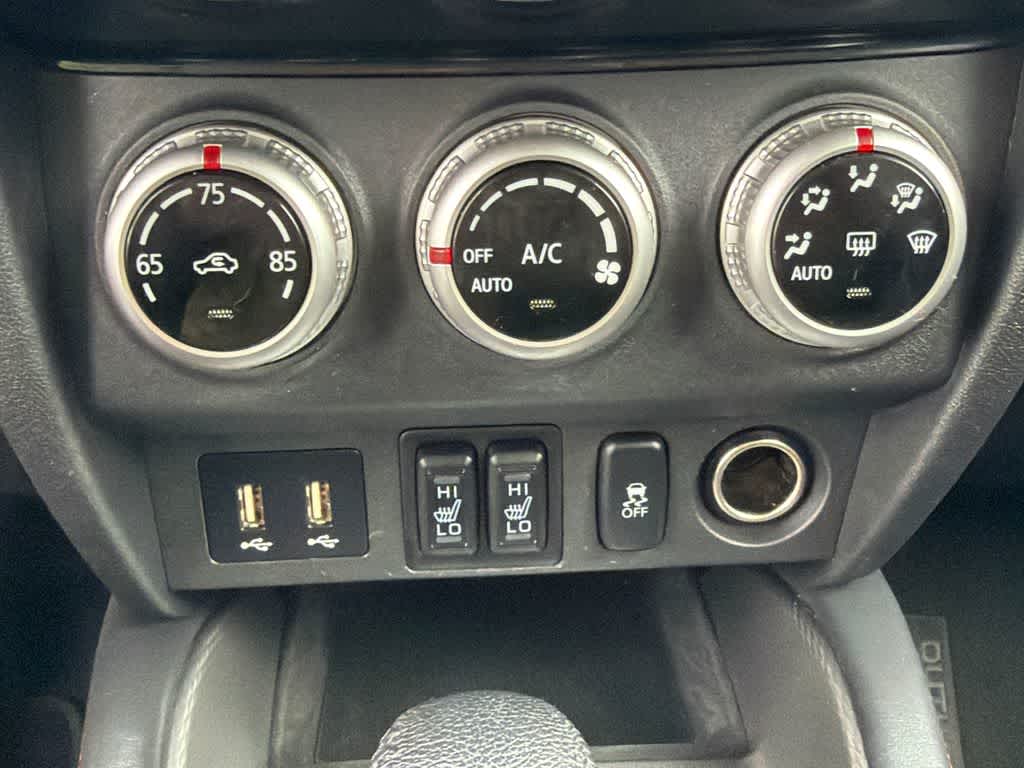 Thumbnail: 2024 Mitsubishi Outlander Sport - 28