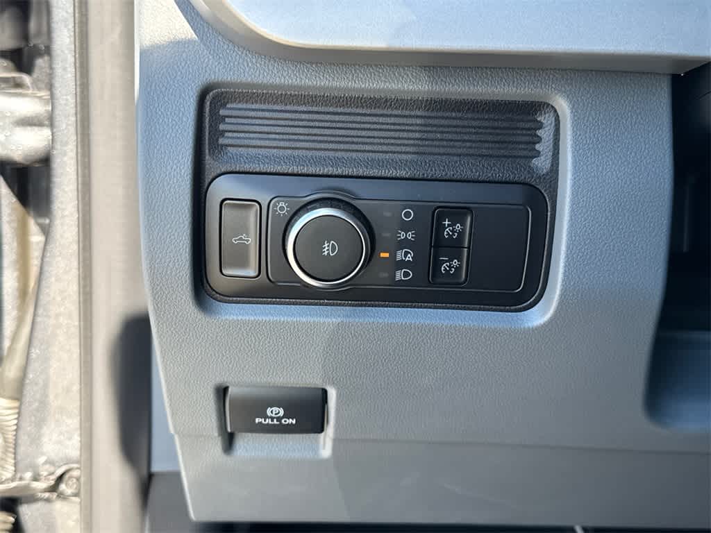 Thumbnail: 2025 Ford F-250 - 29