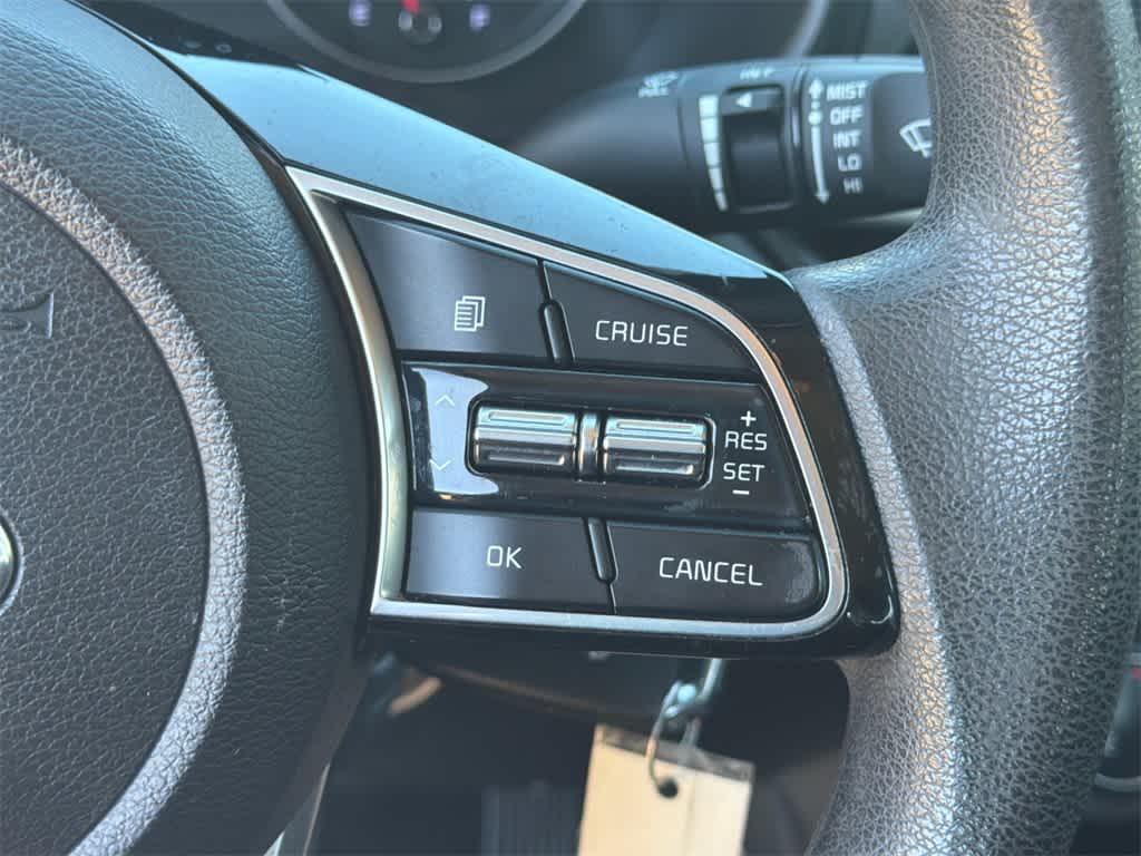 Thumbnail: 2021 Kia Forte - 23