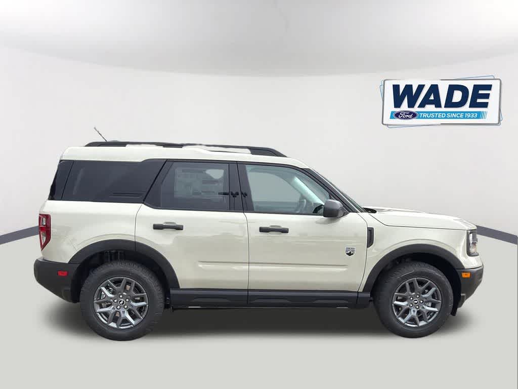 Thumbnail: 2025 Ford Bronco Sport - 4