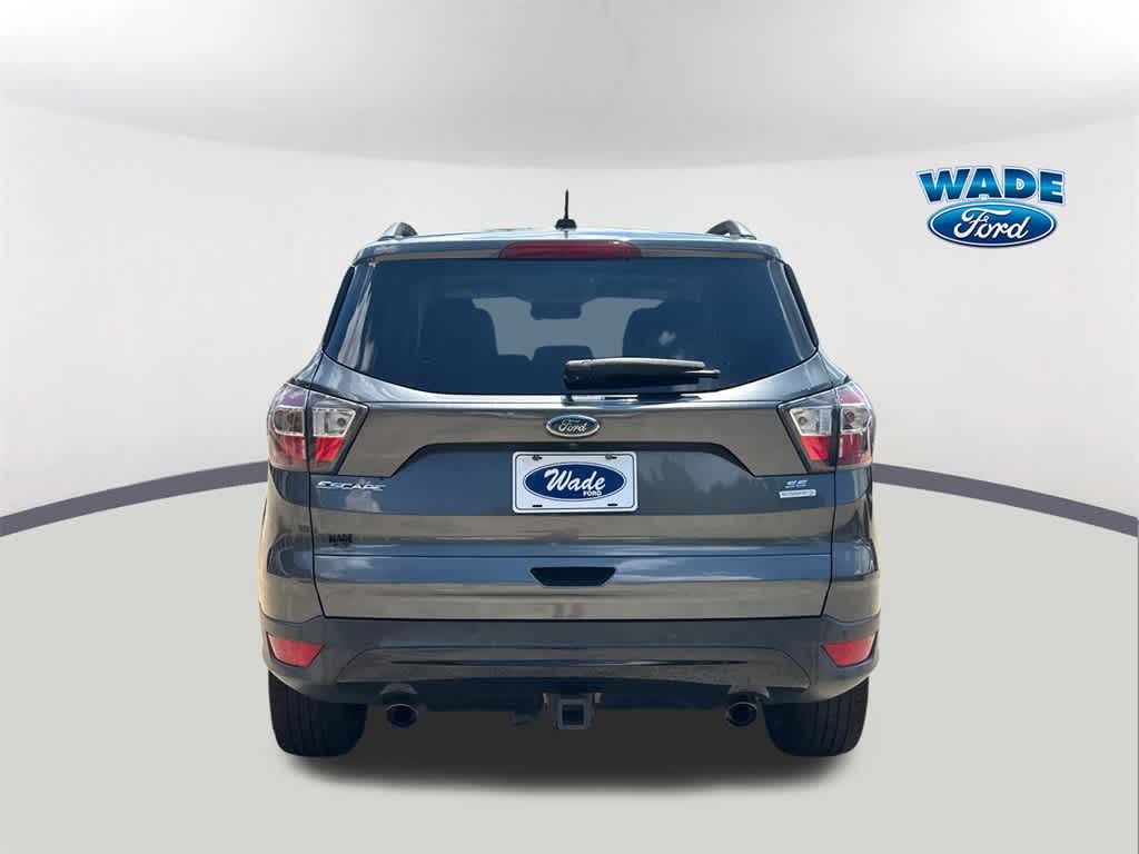 Thumbnail: 2017 Ford Escape - 6