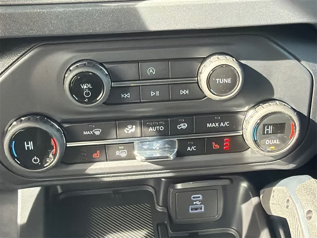 Thumbnail: 2025 Ford Bronco - 28