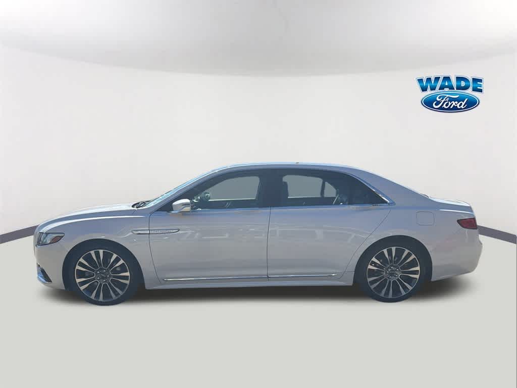 Thumbnail: 2017 Lincoln Continental - 8