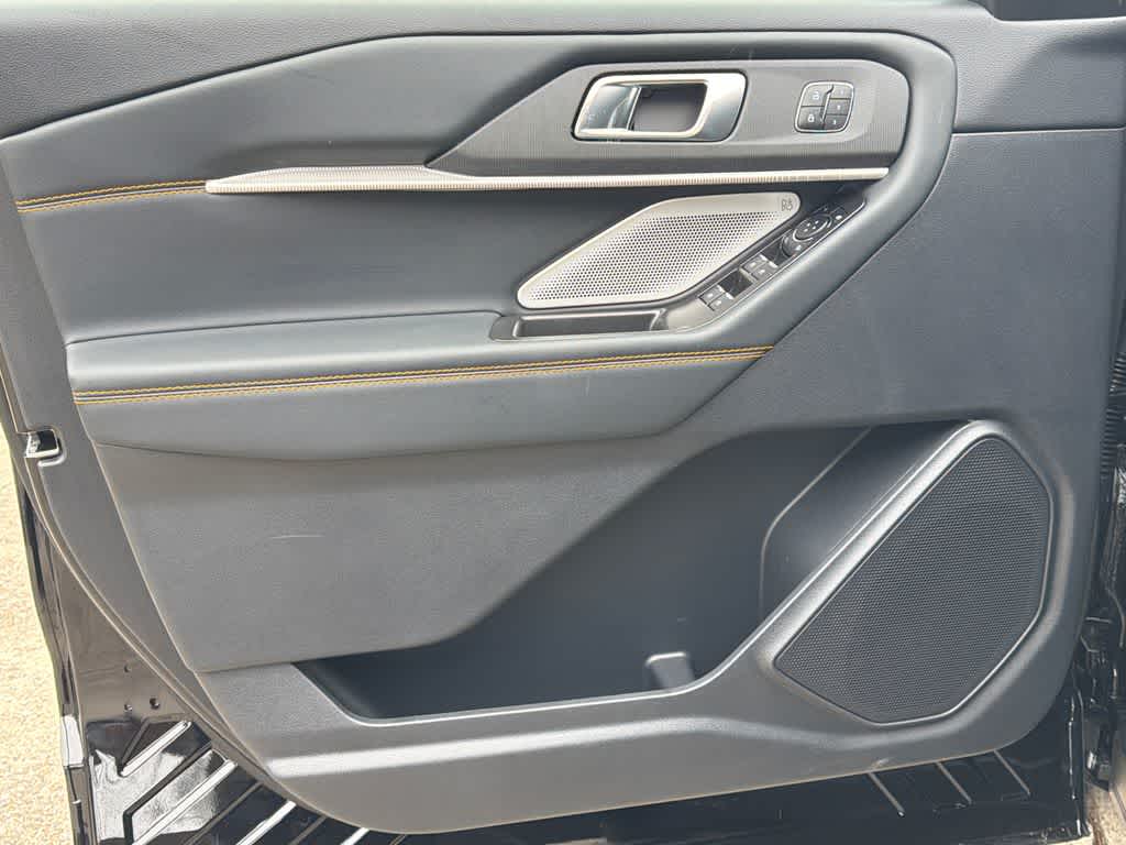 Thumbnail: 2026 Ford Explorer - 11