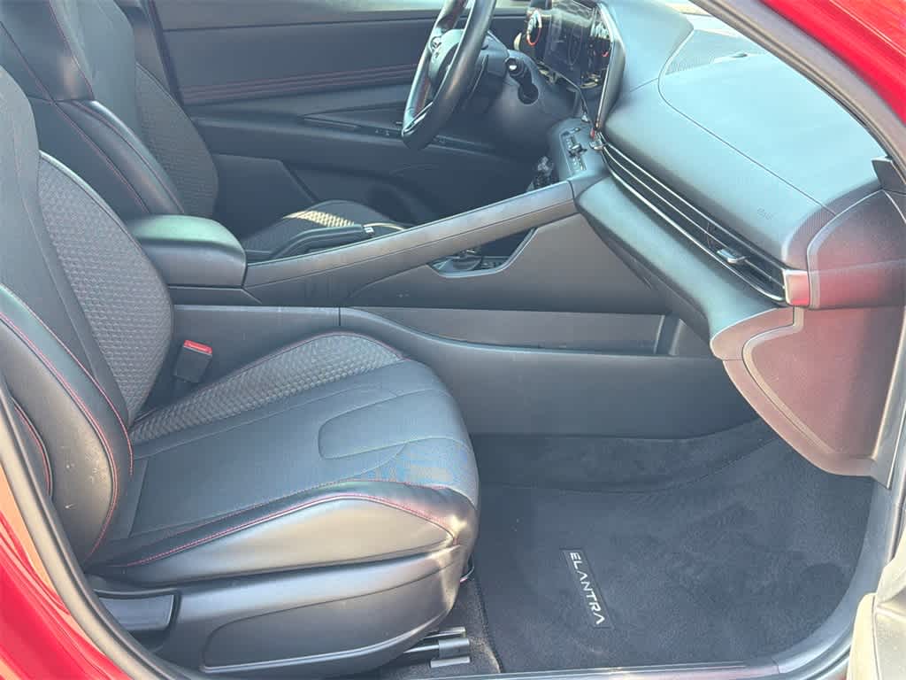 Thumbnail: 2023 Hyundai Elantra - 12