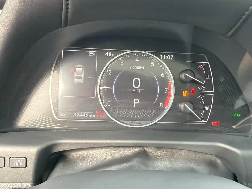 Thumbnail: 2020 Lexus ES - 24