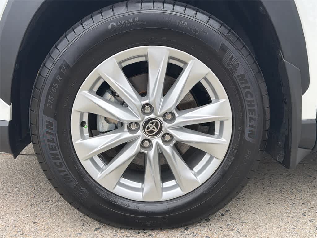 Thumbnail: 2024 Toyota Corolla Cross - 9