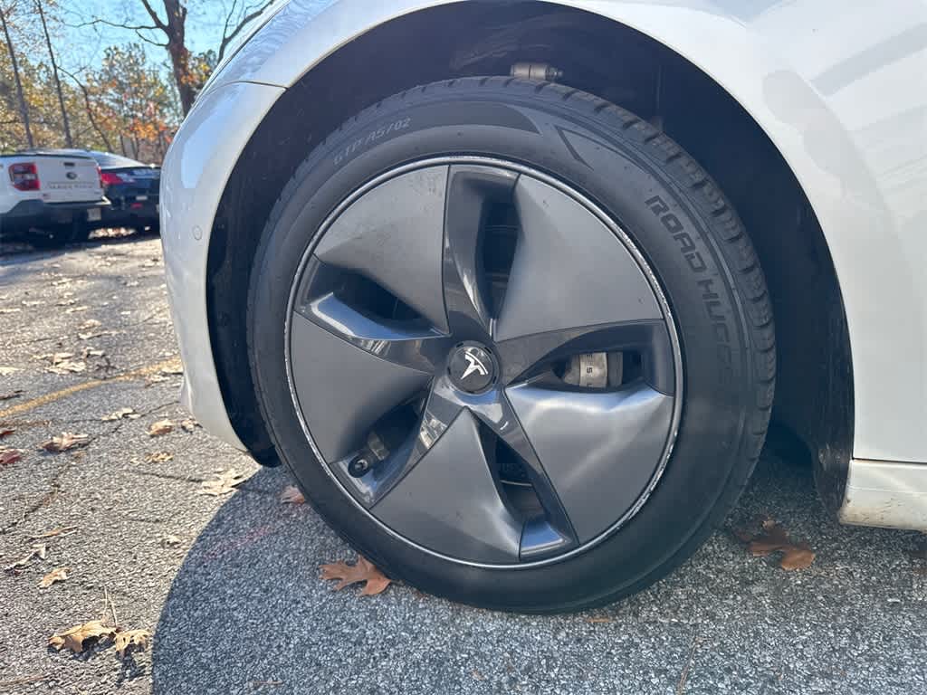 Thumbnail: 2020 Tesla Model 3 - 7