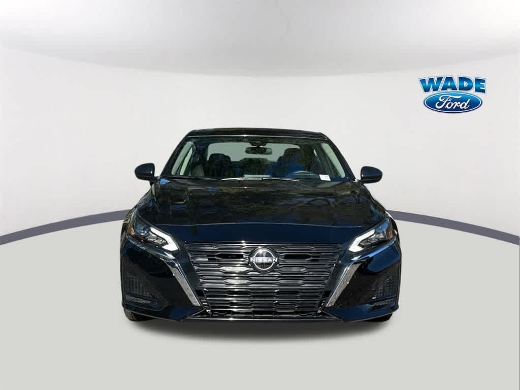 Thumbnail: 2025 Nissan Altima - 2