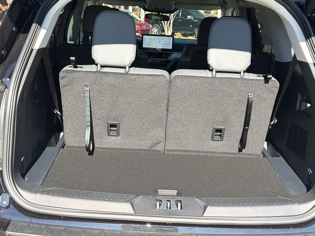 Thumbnail: 2026 Ford Explorer - 15