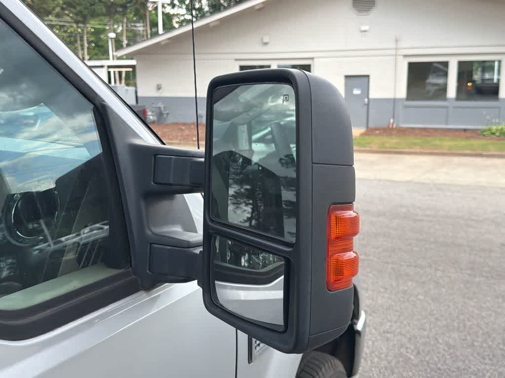 Thumbnail: 2008 Ford Econoline - 6