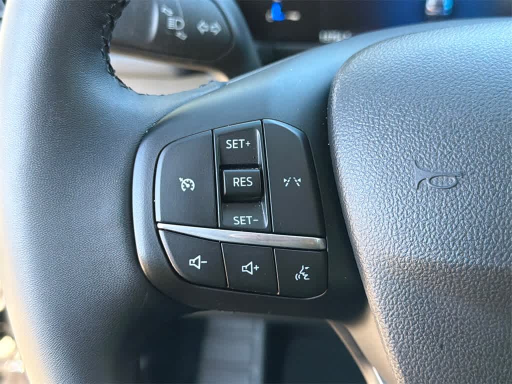 Thumbnail: 2023 Ford Escape - 23