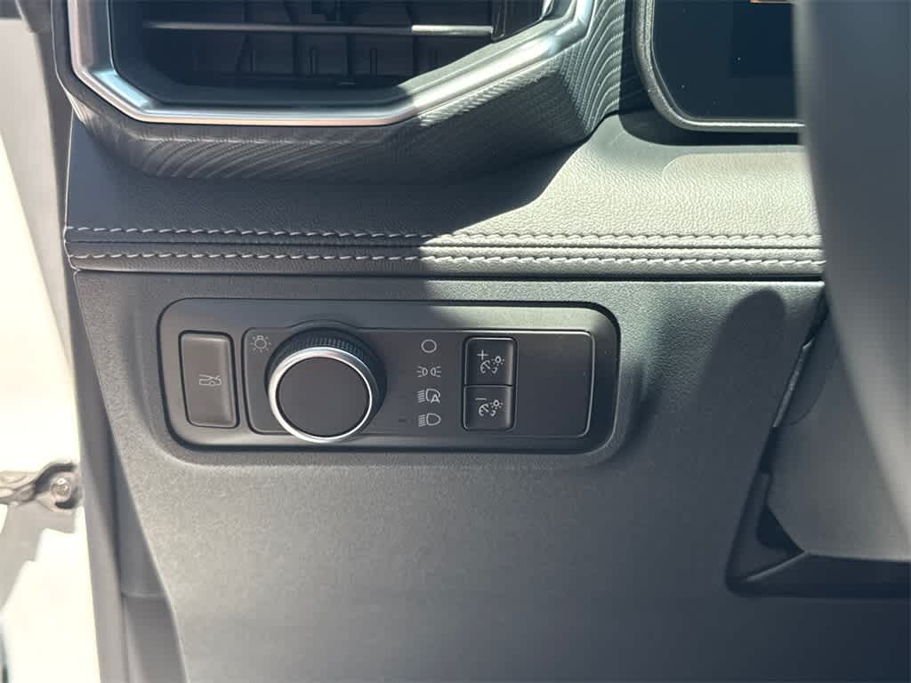 Thumbnail: 2025 Ford Mustang - 30