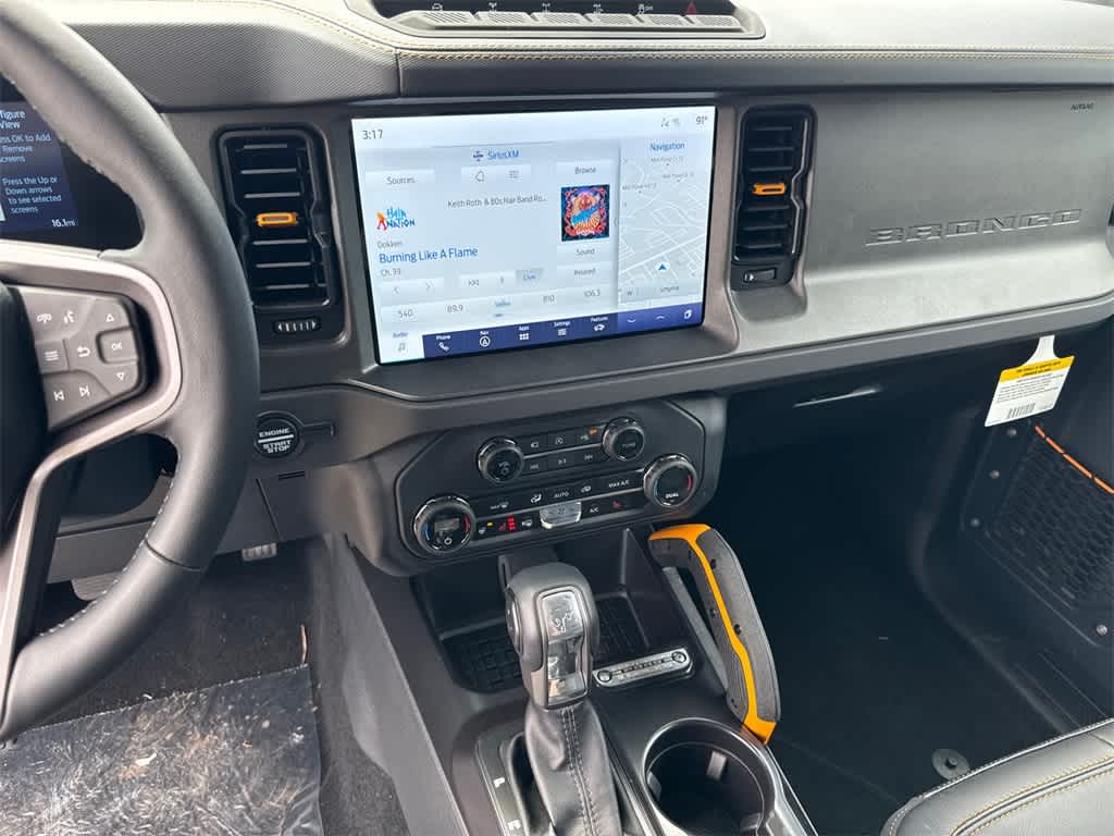 Thumbnail: 2024 Ford Bronco - 25