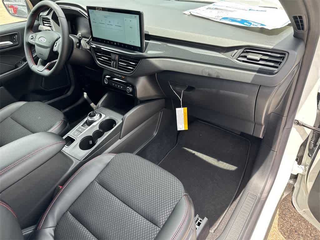 Thumbnail: 2025 Ford Escape - 13