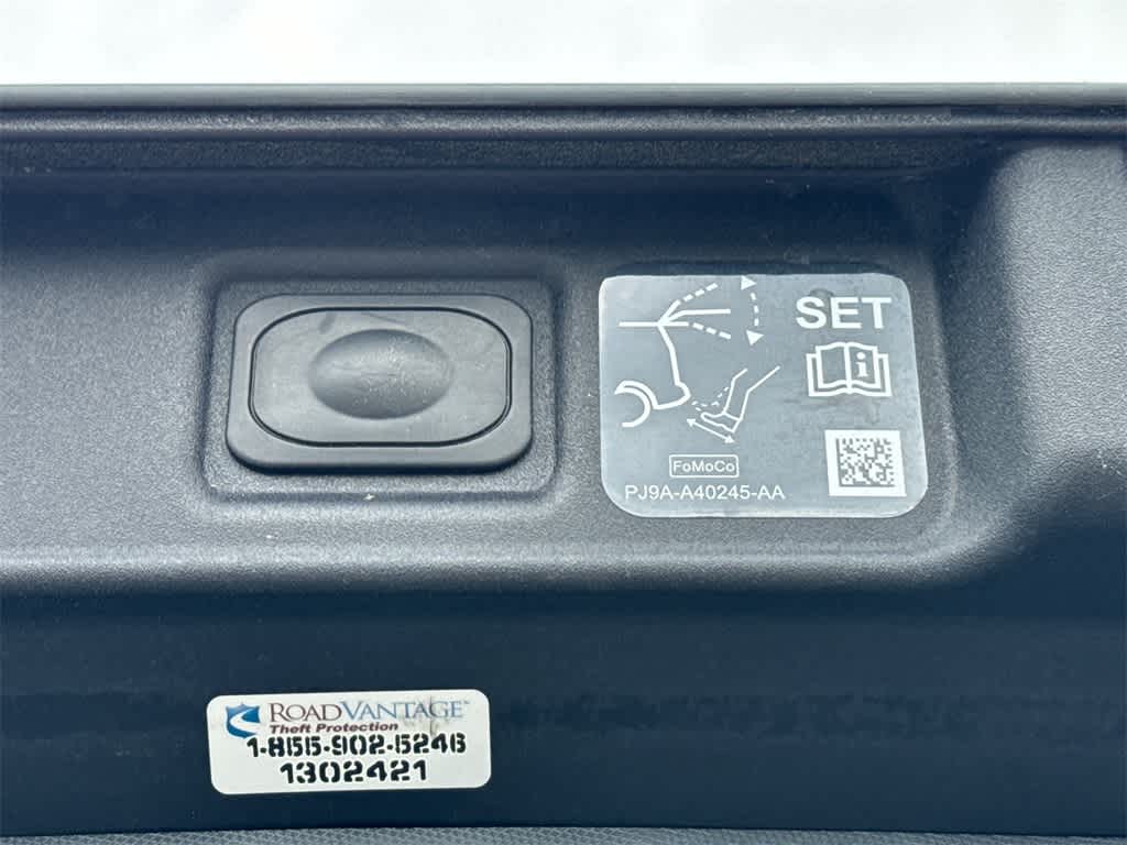 2024 Ford Mustang Mach-E Premium 16