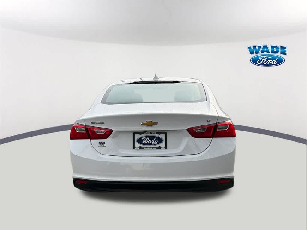 Thumbnail: 2023 Chevrolet Malibu - 6