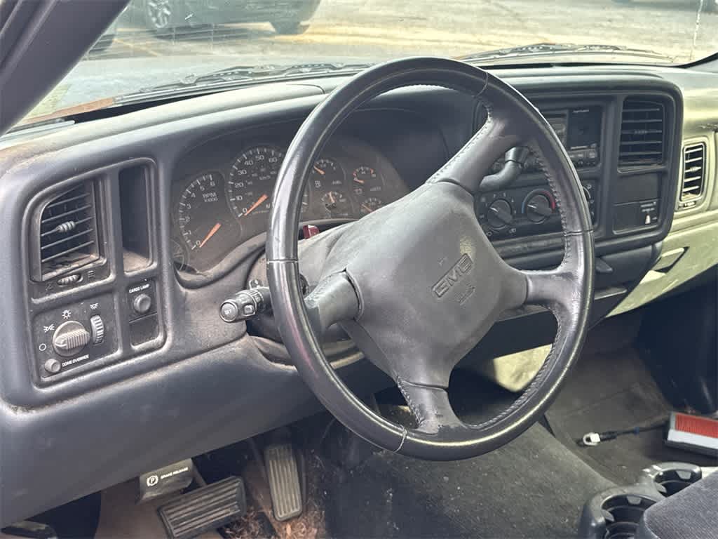 Thumbnail: 2002 GMC Sierra 1500 - 9