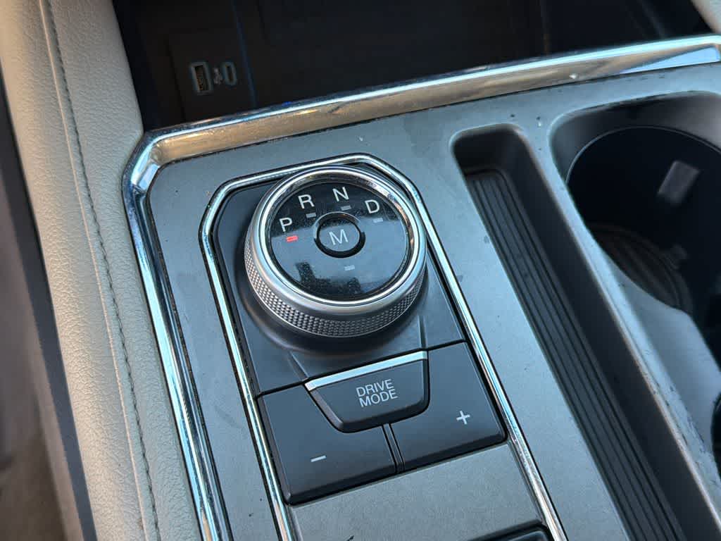 Thumbnail: 2020 Ford Expedition - 28
