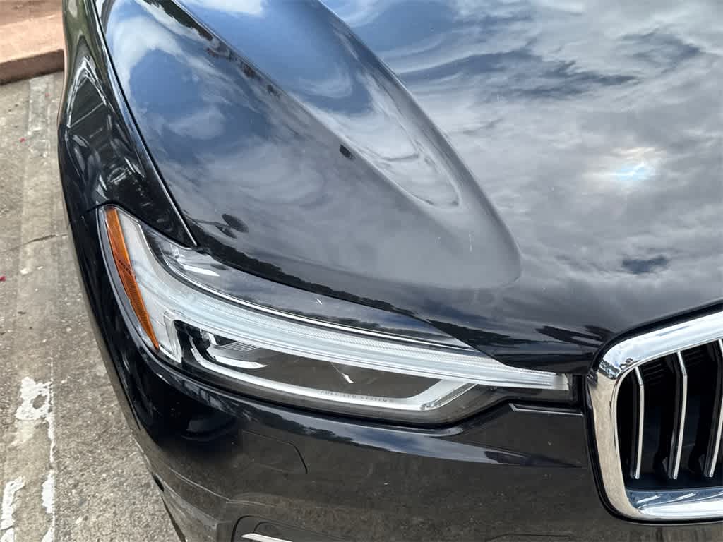Thumbnail: 2018 Volvo XC60 - 10