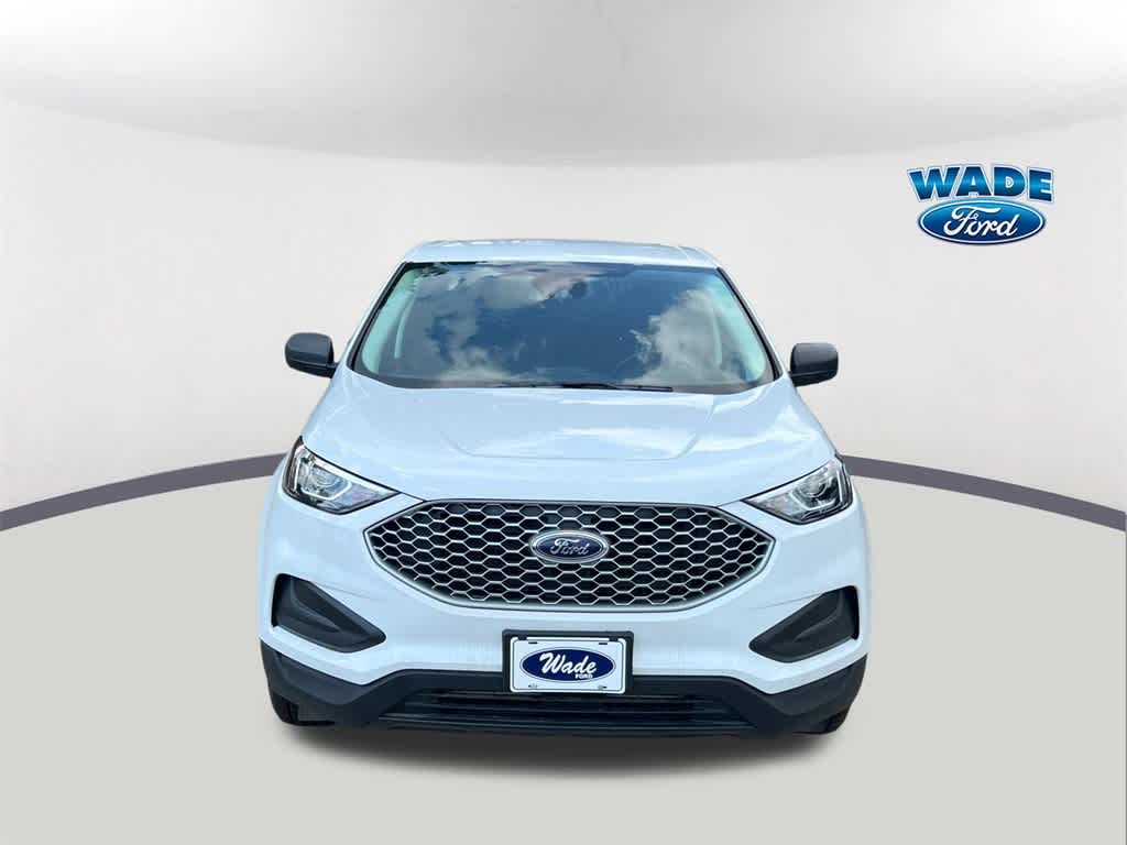 Thumbnail: 2024 Ford Edge - 2