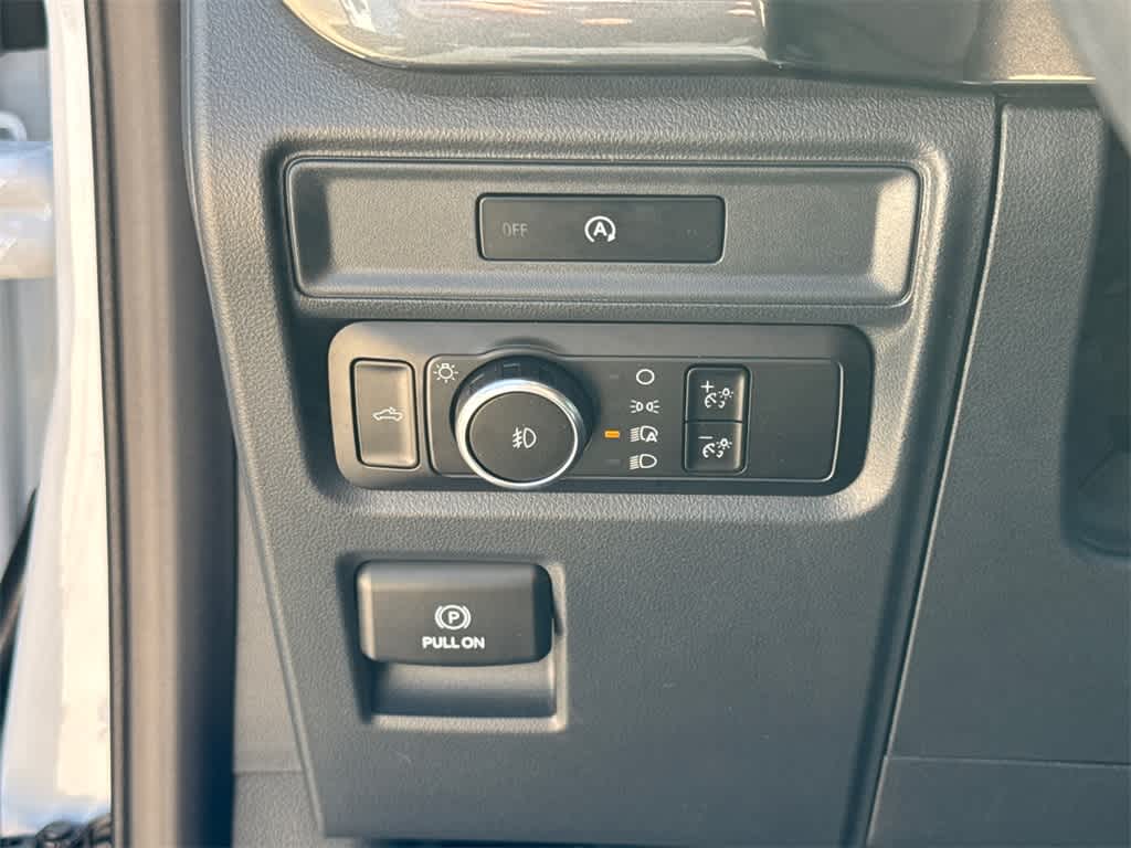 2025 Ford F-150 STX 28