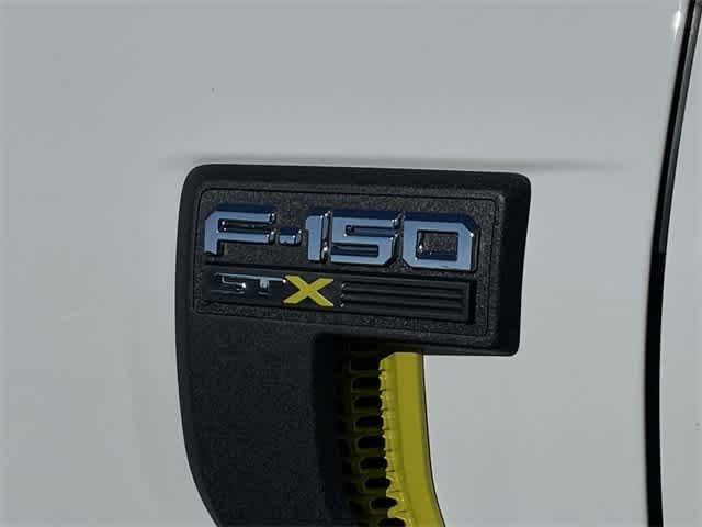 2024 Ford F-150 STX 8