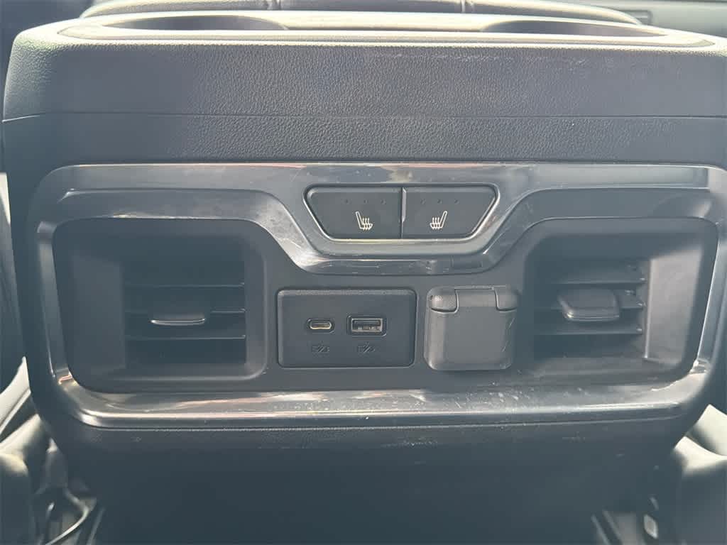 Thumbnail: 2021 GMC Sierra 2500 - 17