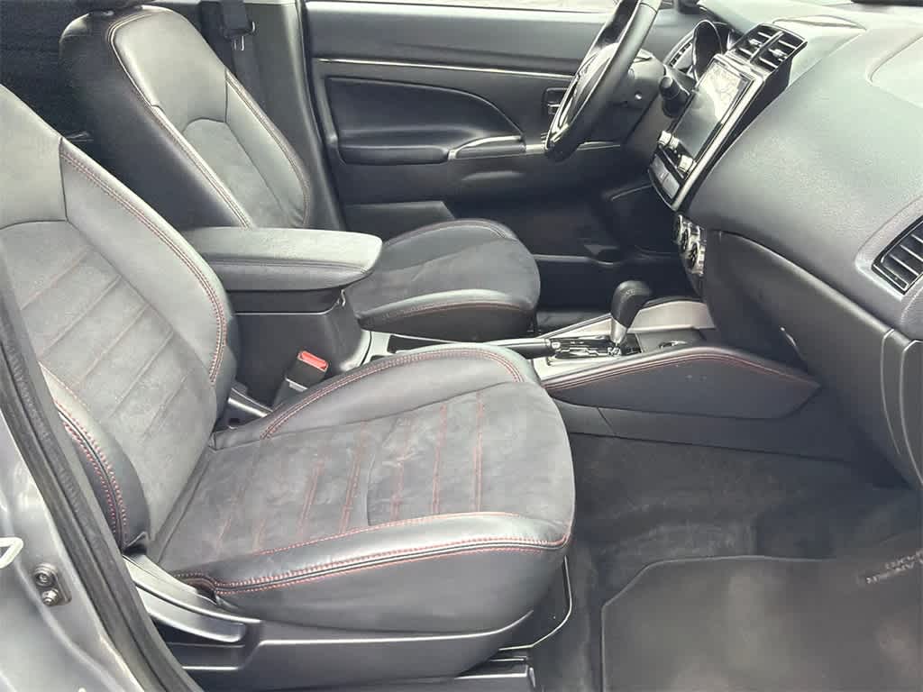 Thumbnail: 2024 Mitsubishi Outlander Sport - 12