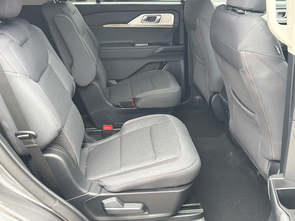 Thumbnail: 2026 Ford Explorer - 14