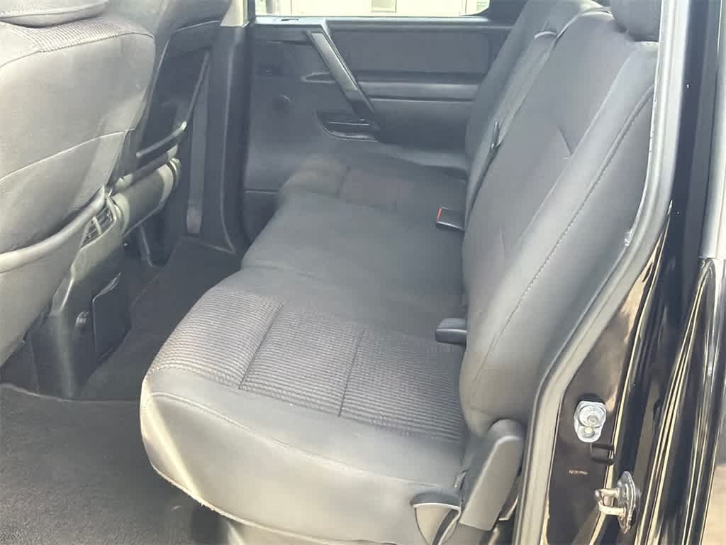 Thumbnail: 2012 Nissan Titan - 17