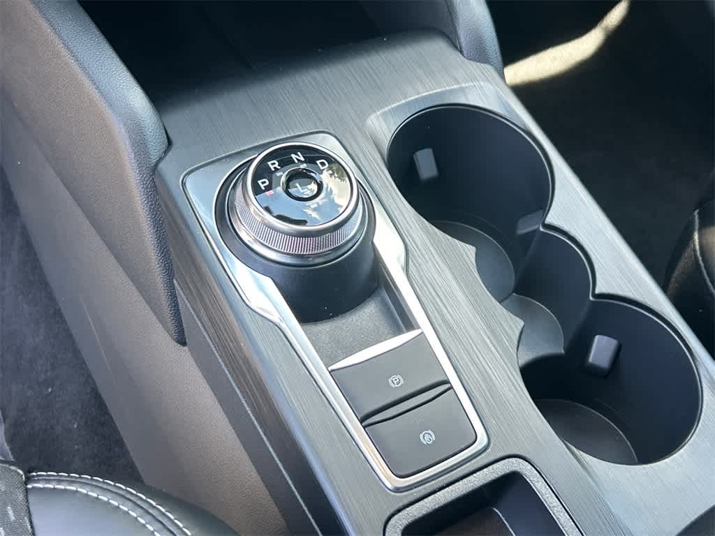 Thumbnail: 2025 Ford Escape - 32