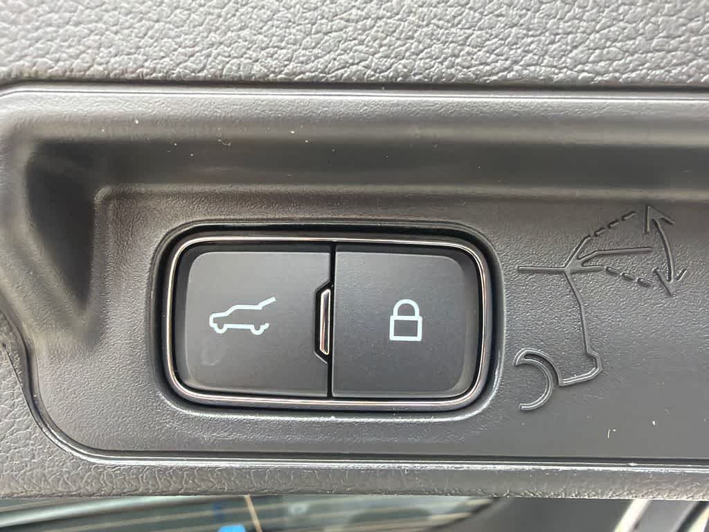 Thumbnail: 2026 Ford Explorer - 17