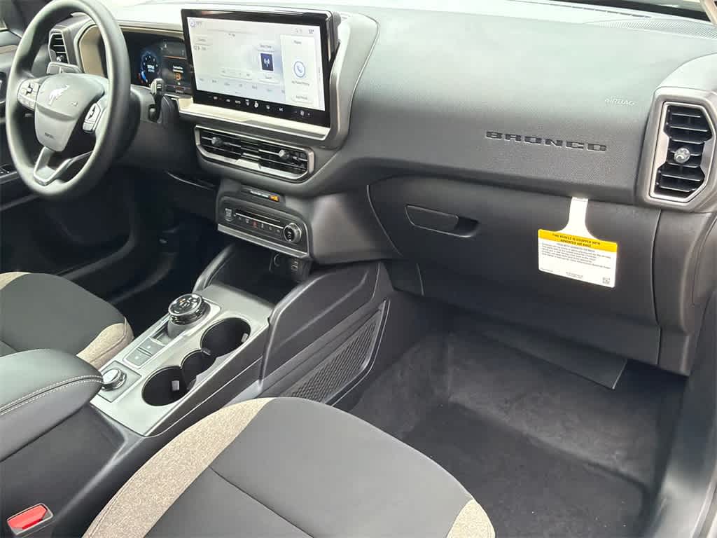 Thumbnail: 2025 Ford Bronco Sport - 13