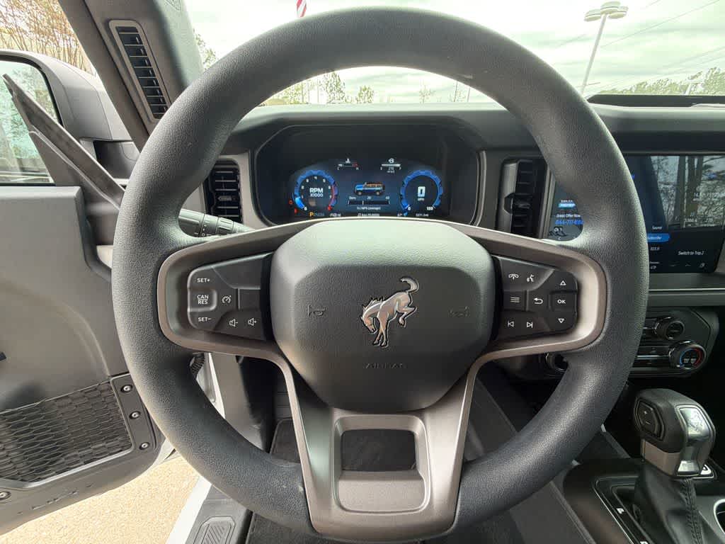 Thumbnail: 2025 Ford Bronco - 21