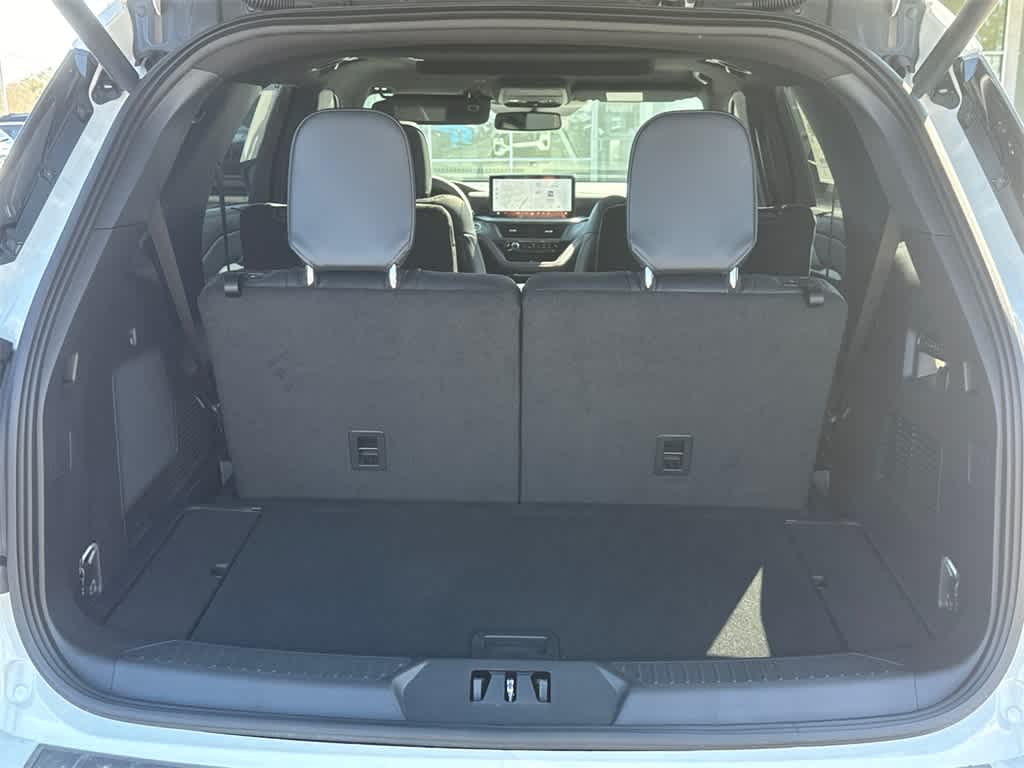 Thumbnail: 2025 Ford Explorer - 19