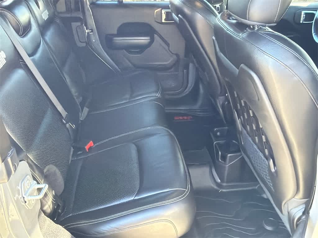 Thumbnail: 2019 Jeep Wrangler - 14