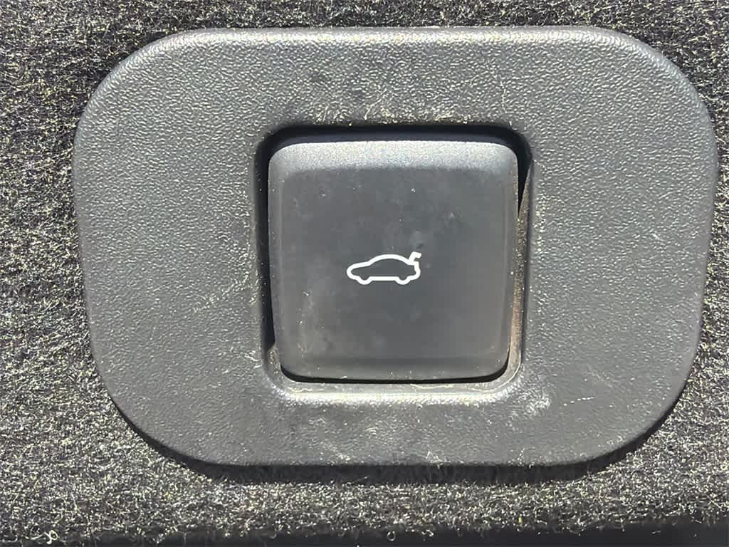 Thumbnail: 2017 Lincoln Continental - 17