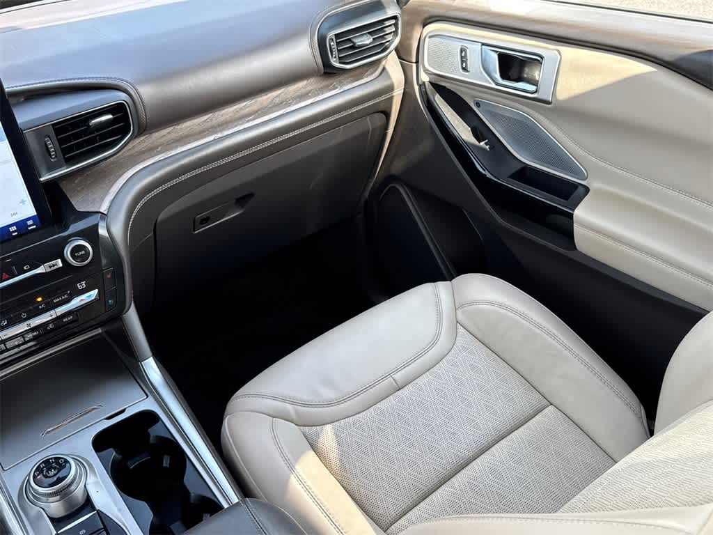 Thumbnail: 2021 Ford Explorer - 23