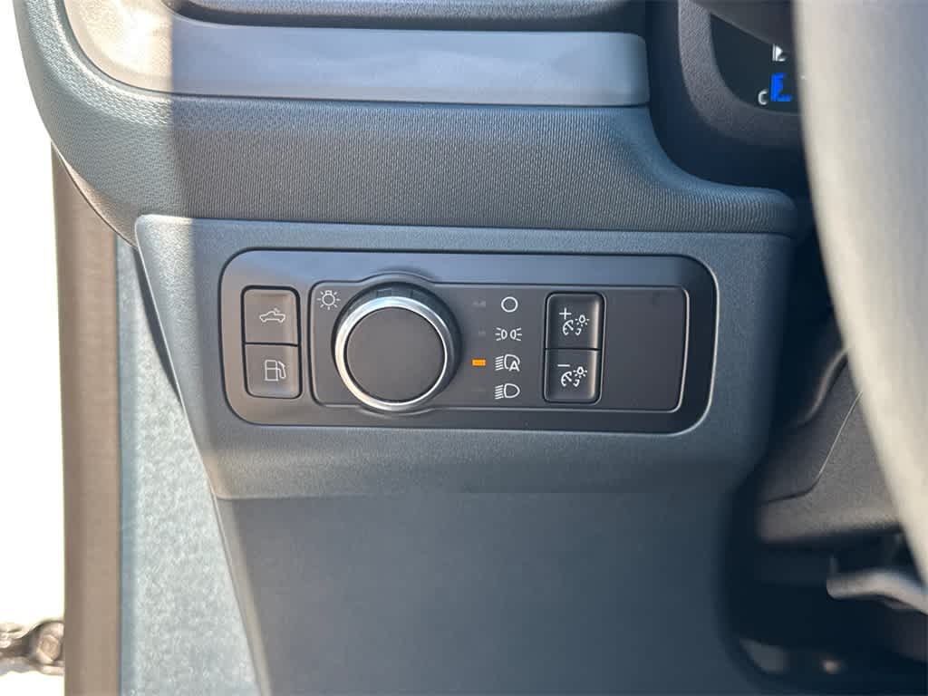 Thumbnail: 2025 Ford Maverick - 30