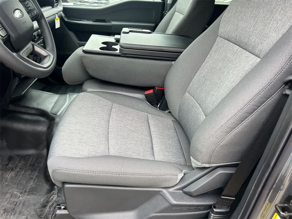 Thumbnail: 2025 Ford F-150 - 9