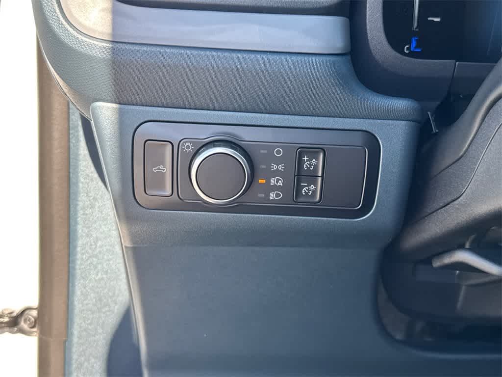 Thumbnail: 2025 Ford Maverick - 30