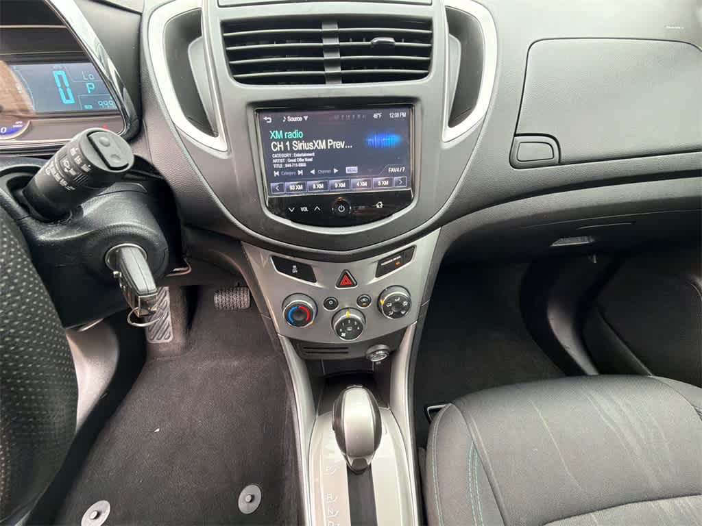 Thumbnail: 2016 Chevrolet Trax - 25