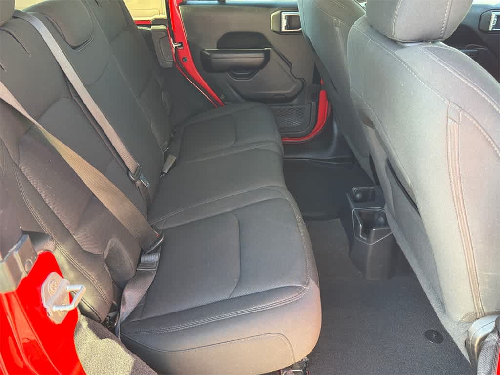 Thumbnail: 2021 Jeep Wrangler - 14